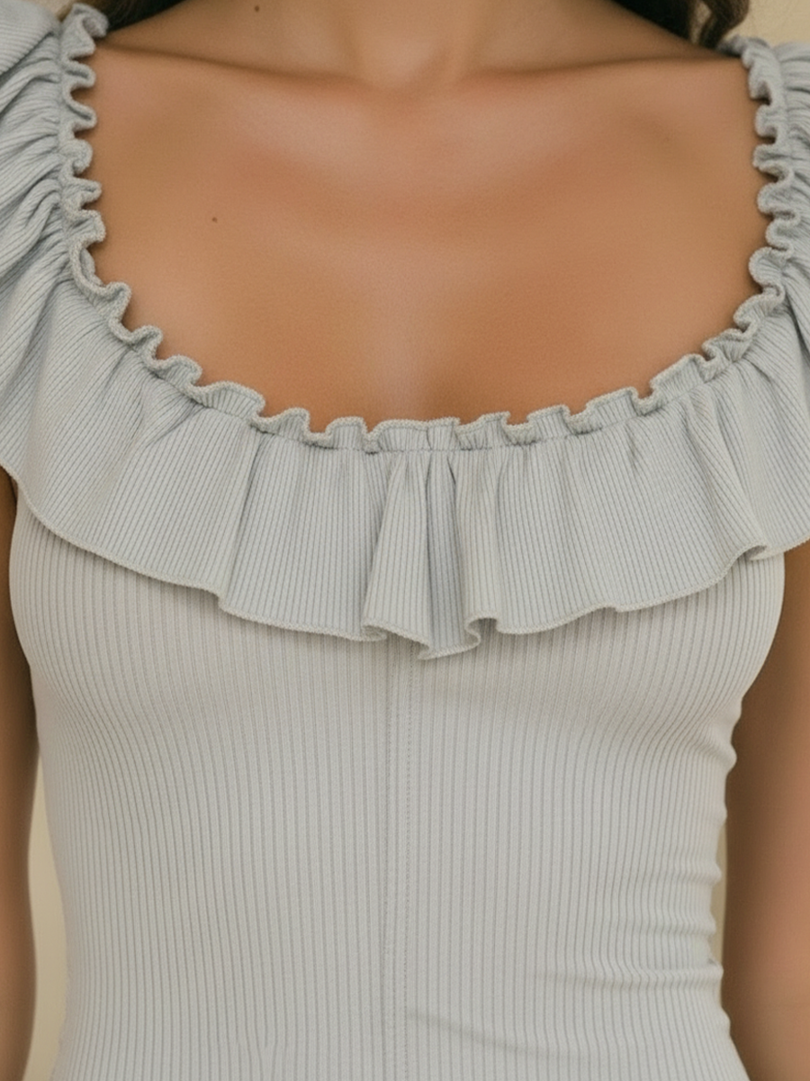 Simple Romantic Ruffle Sleeveless